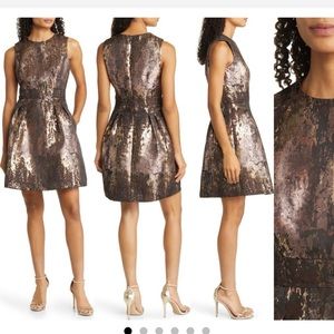NWT Vince Camuto Jacquard Metallic Dress Size 12
